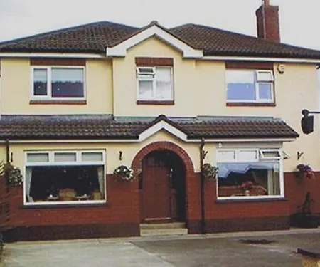 Aaron Vale فندق مبيت وإفطار دروغيدا